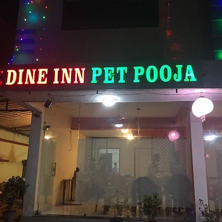 Hotel Krisha Daman Ngoại thất bức ảnh