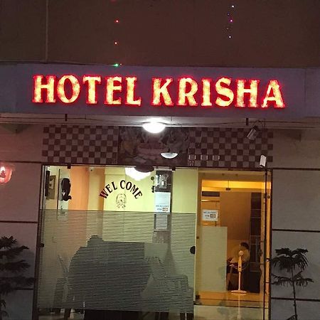Hotel Krisha Daman Ngoại thất bức ảnh