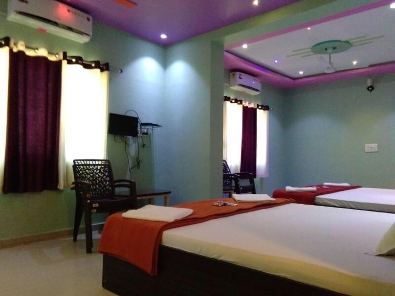 Hotel Krisha Daman Ngoại thất bức ảnh